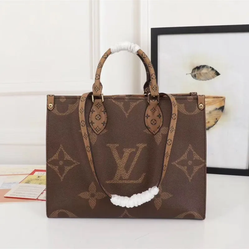 Louis Vuitton OnTheGo MM Tote Bag Replica